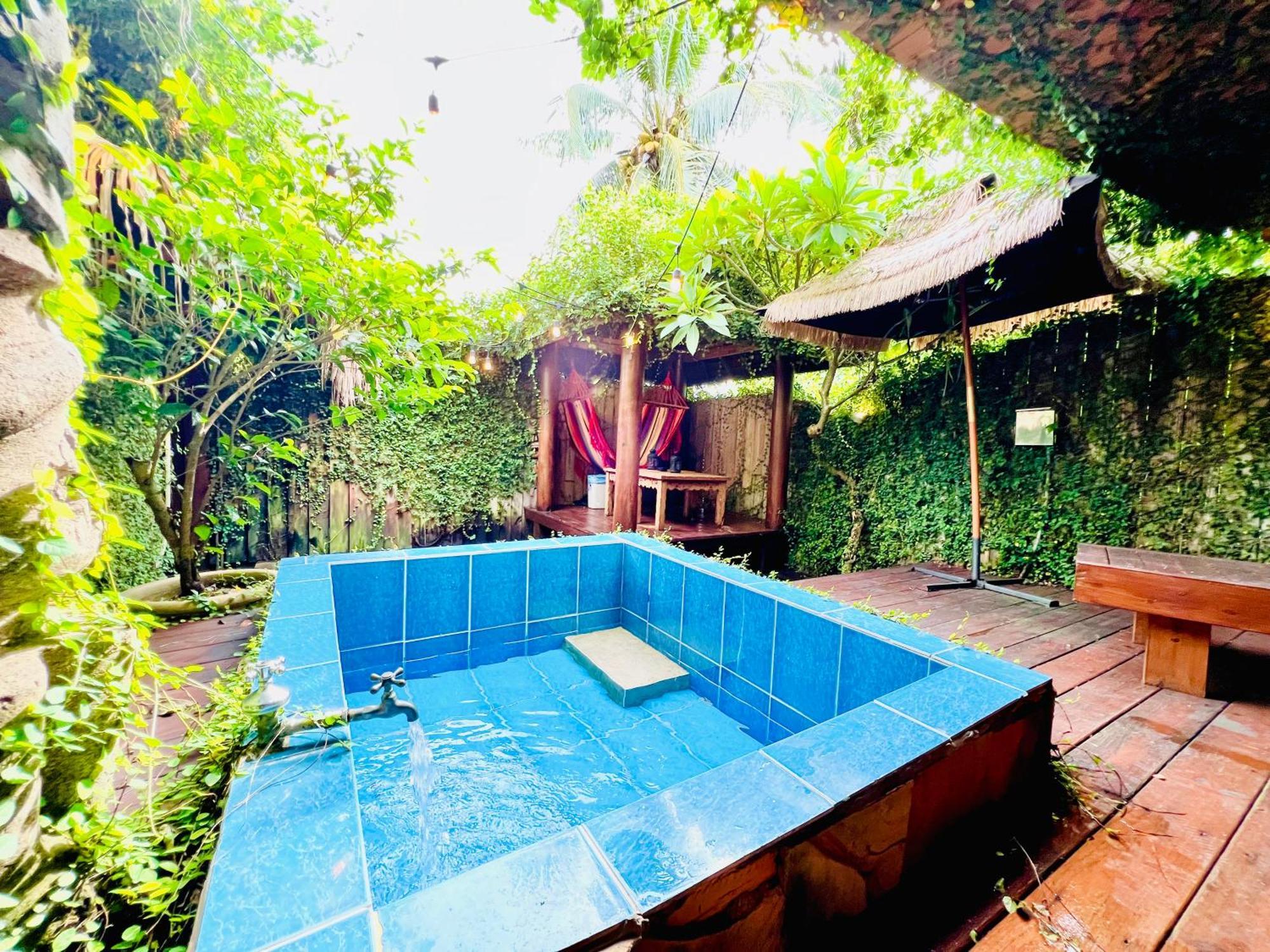 Kenting Afei Surf Hostel 南湾 エクステリア 写真