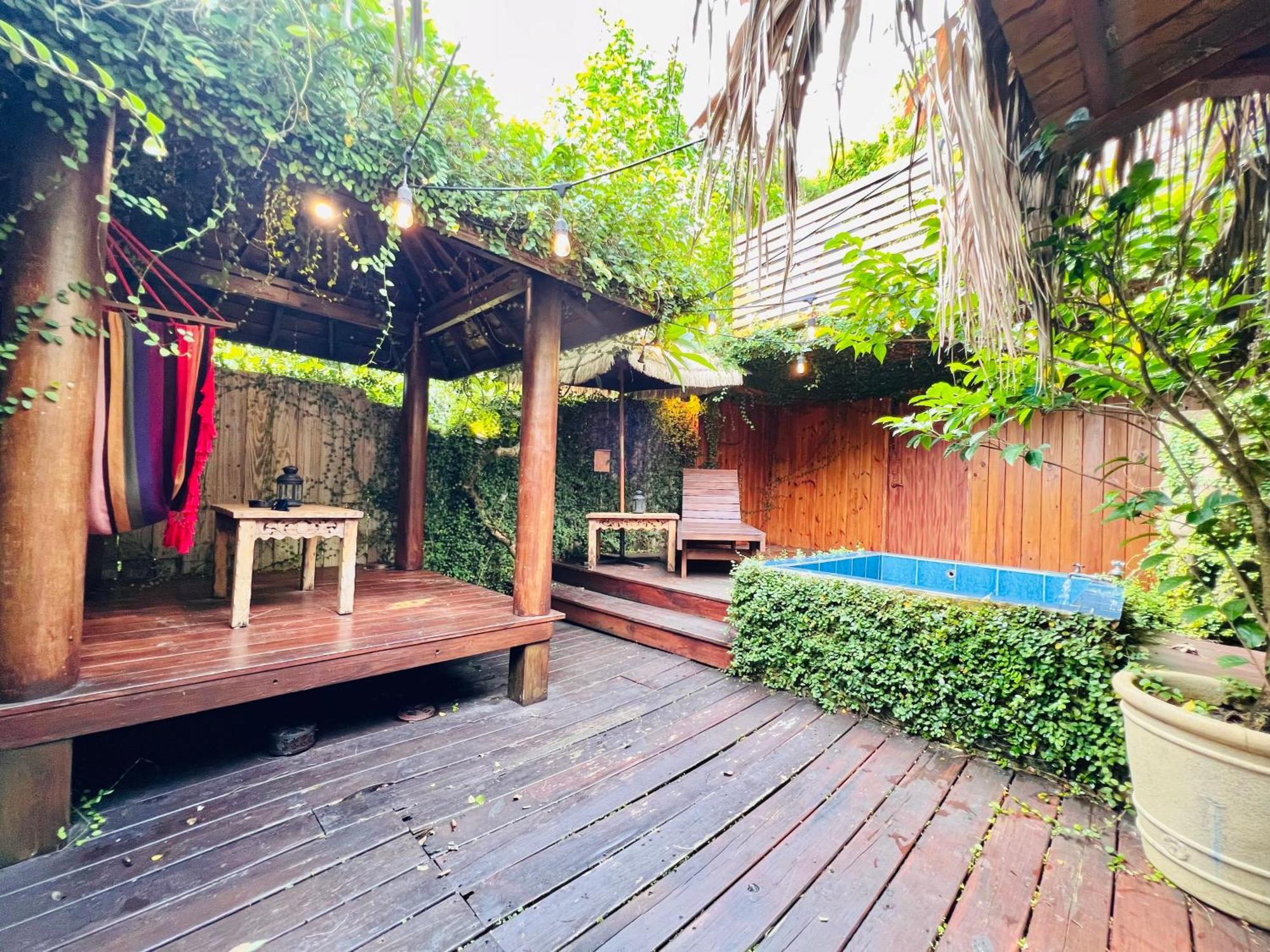 Kenting Afei Surf Hostel 南湾 エクステリア 写真